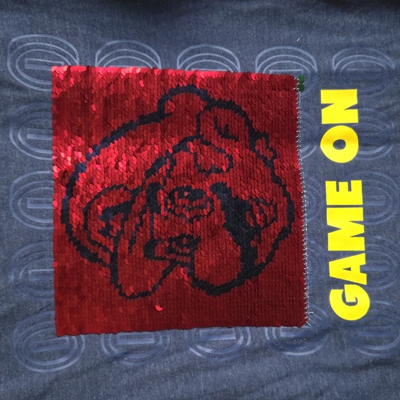 Super Mario Reversible Sequin Tshirt - Picture 3 of 5